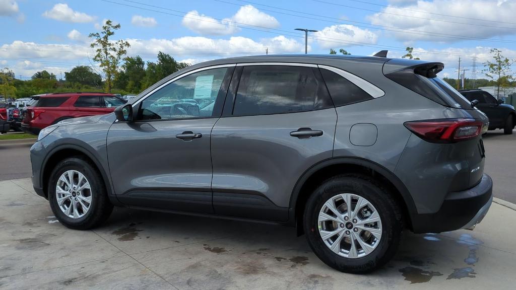 new 2024 Ford Escape car, priced at $30,893