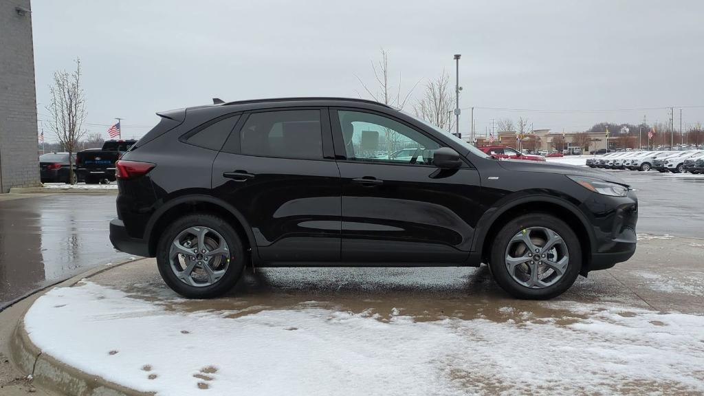 new 2025 Ford Escape car, priced at $32,566