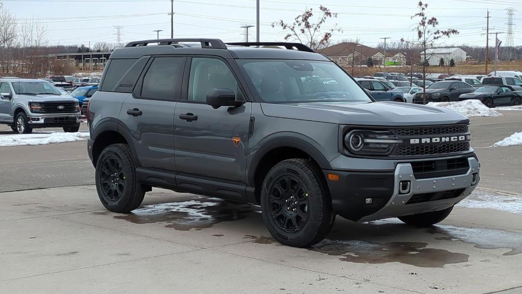 new 2025 Ford Bronco Sport car, priced at $39,180