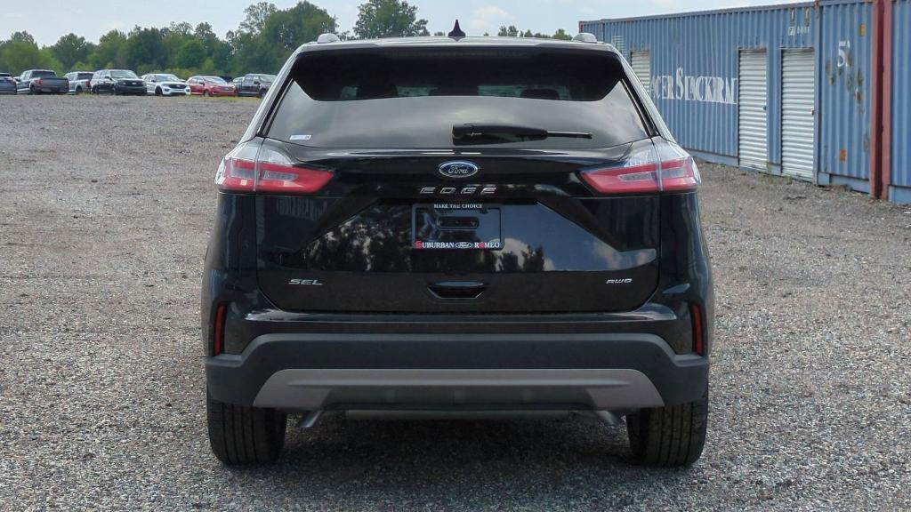 new 2024 Ford Edge car, priced at $39,911