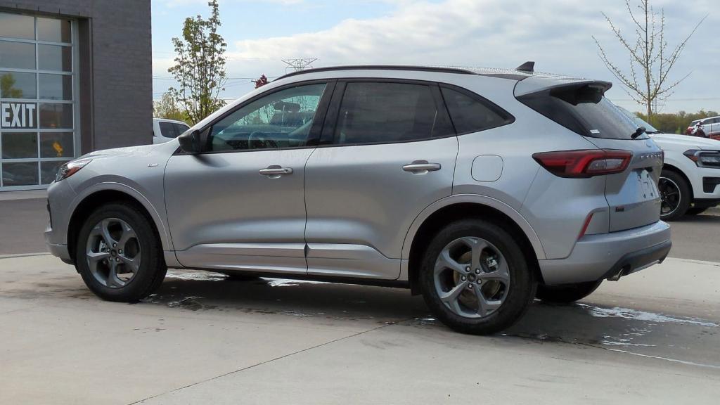 new 2024 Ford Escape car, priced at $32,405