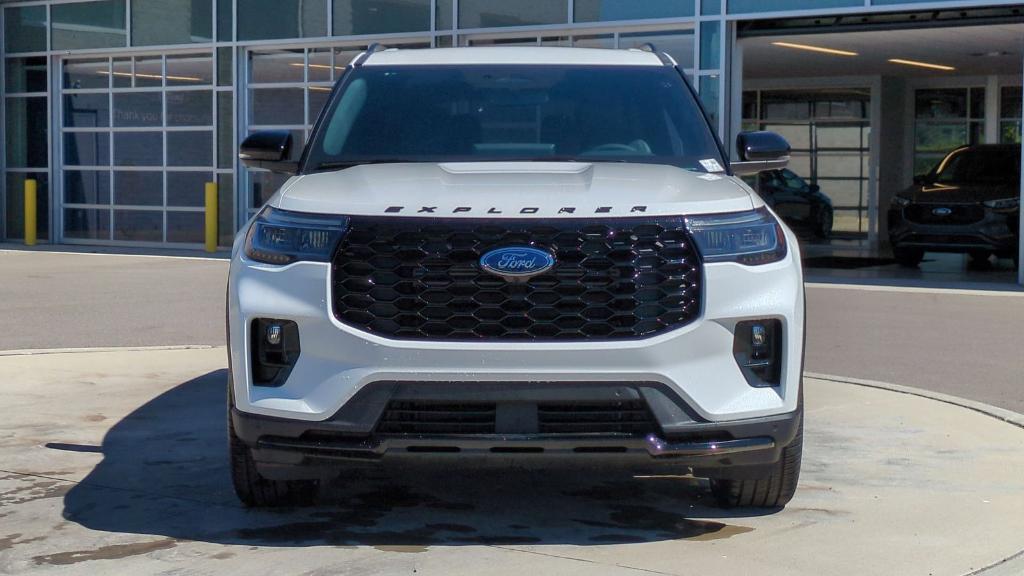 new 2025 Ford Explorer car, priced at $50,088