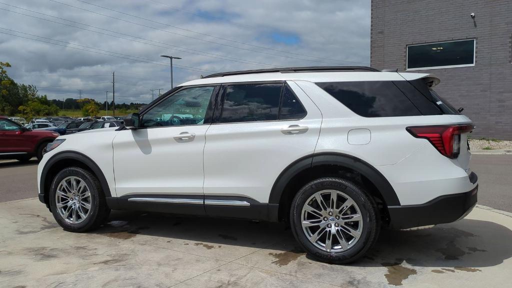 new 2025 Ford Explorer car, priced at $46,505