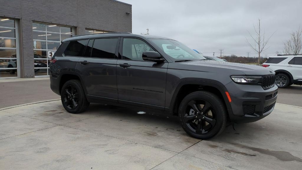 used 2023 Jeep Grand Cherokee L car, priced at $34,995