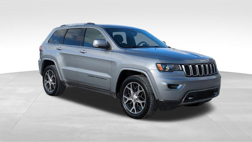 used 2018 Jeep Grand Cherokee car, priced at $18,495