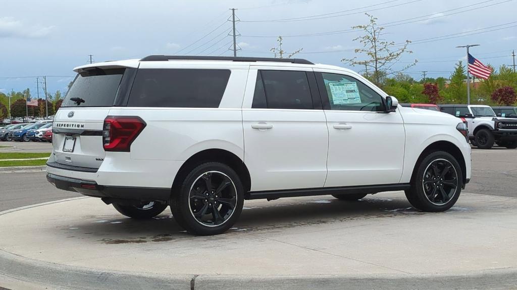 new 2024 Ford Expedition Max car, priced at $76,737