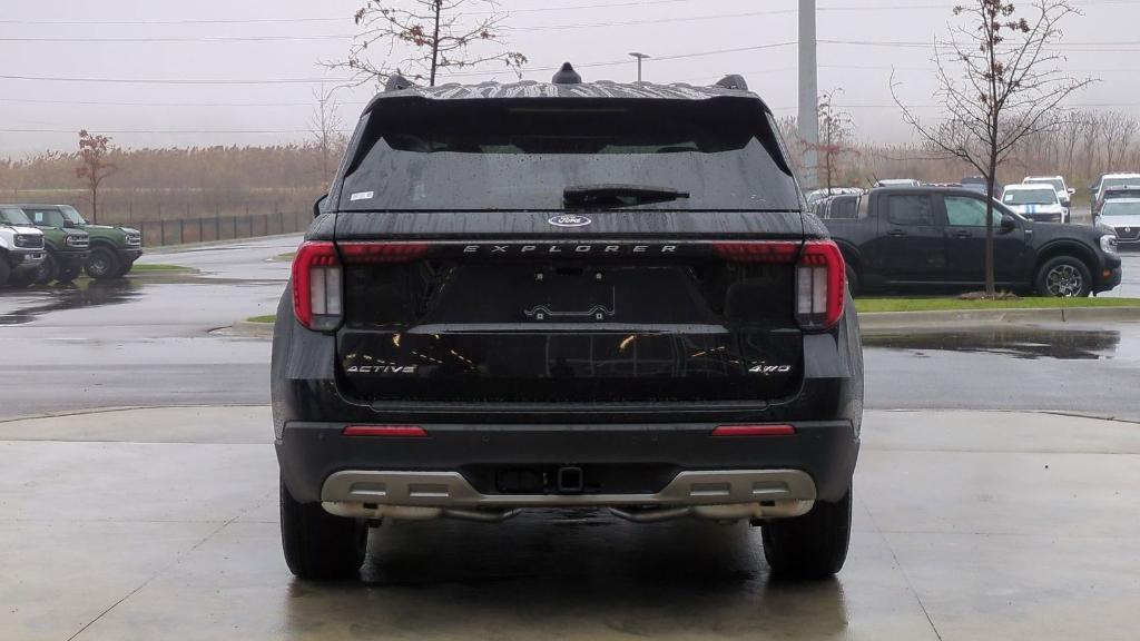 new 2025 Ford Explorer car, priced at $43,206