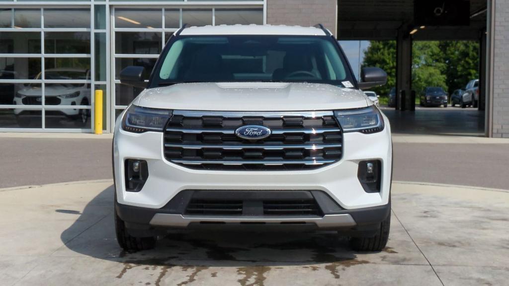 new 2025 Ford Explorer car, priced at $43,738