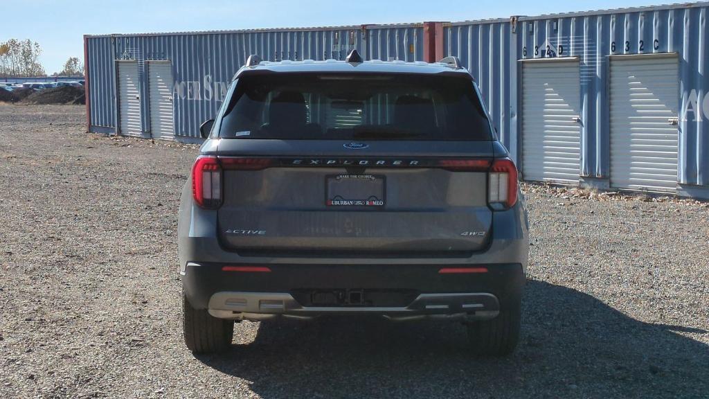 new 2025 Ford Explorer car, priced at $44,545