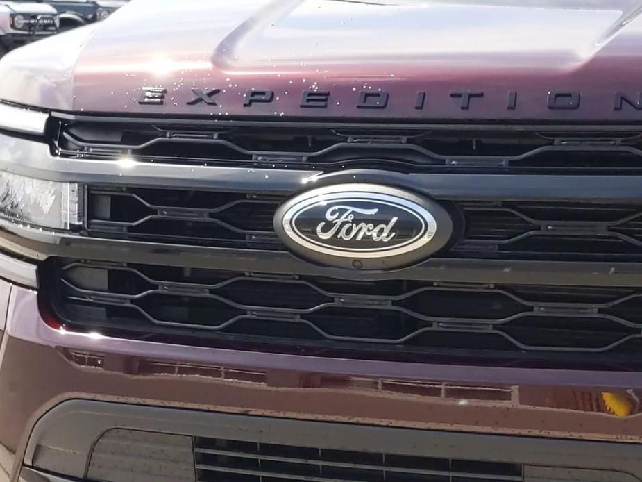 new 2024 Ford Expedition car, priced at $76,716