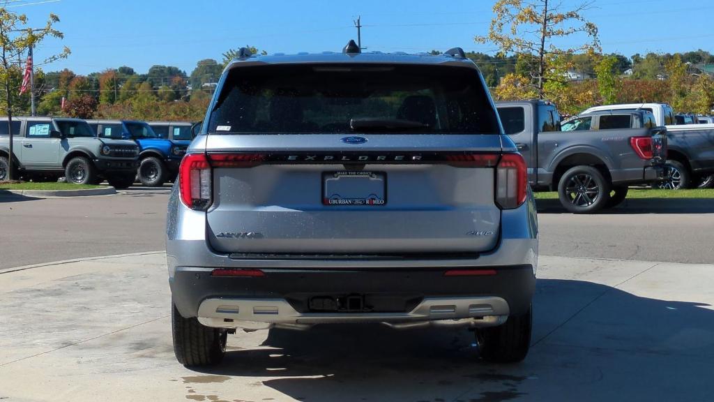 new 2025 Ford Explorer car, priced at $44,525