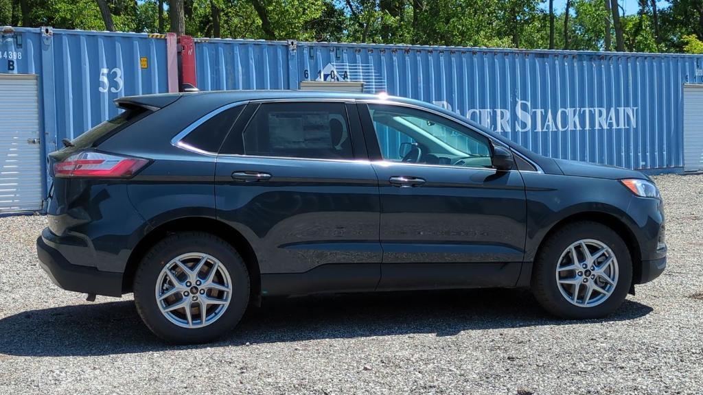 new 2024 Ford Edge car, priced at $41,629