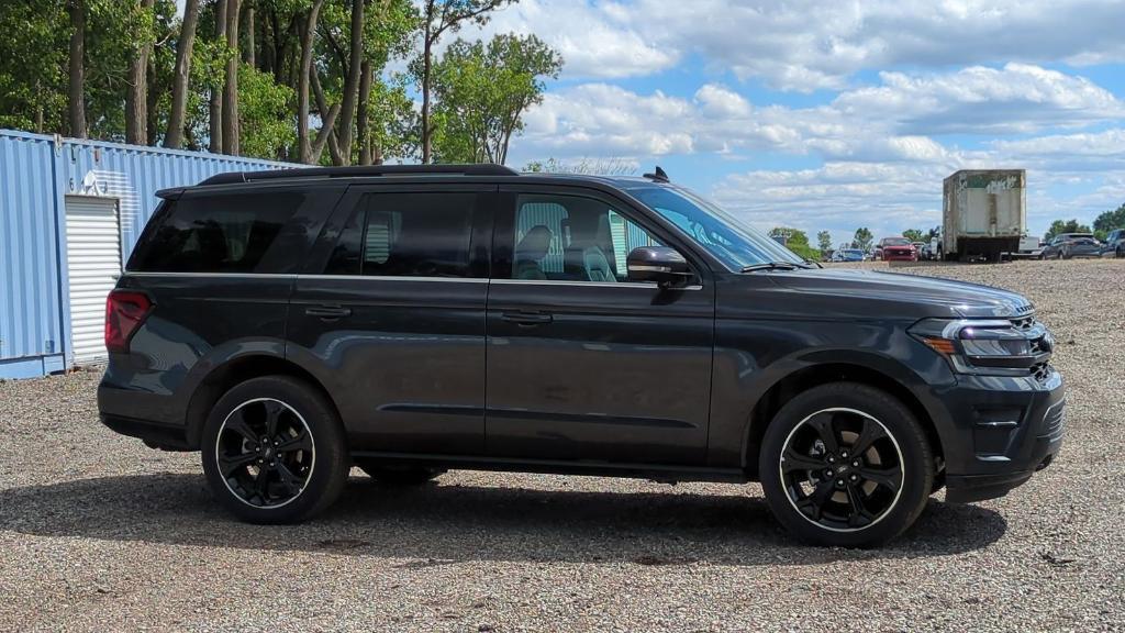 new 2024 Ford Expedition car, priced at $76,272