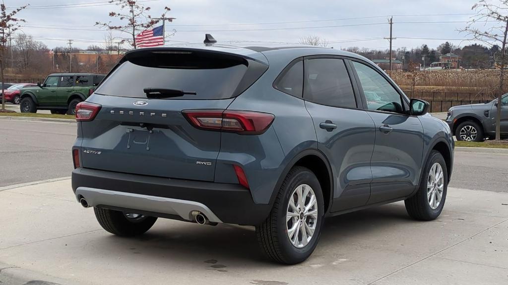 new 2025 Ford Escape car, priced at $30,761