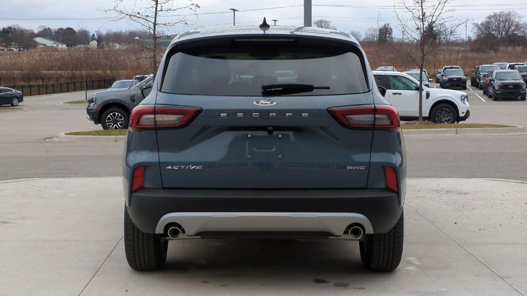 new 2025 Ford Escape car, priced at $30,761