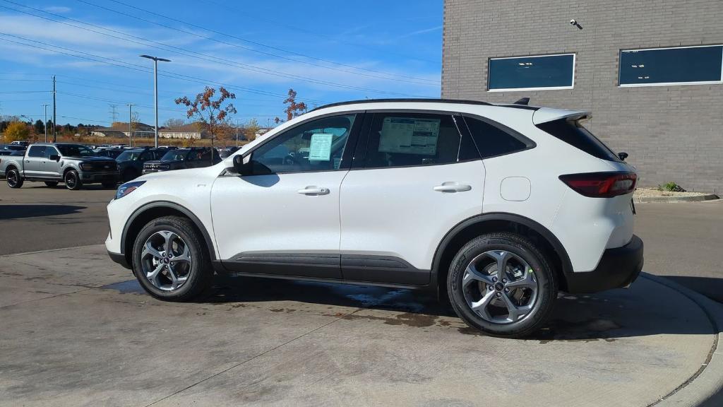 new 2025 Ford Escape car, priced at $33,054