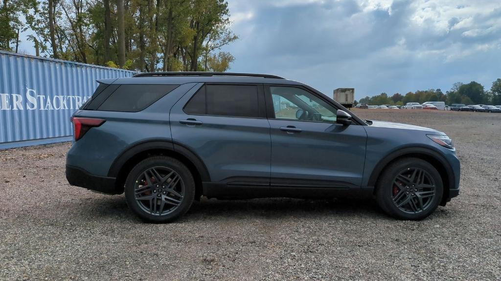 new 2025 Ford Explorer car, priced at $56,714