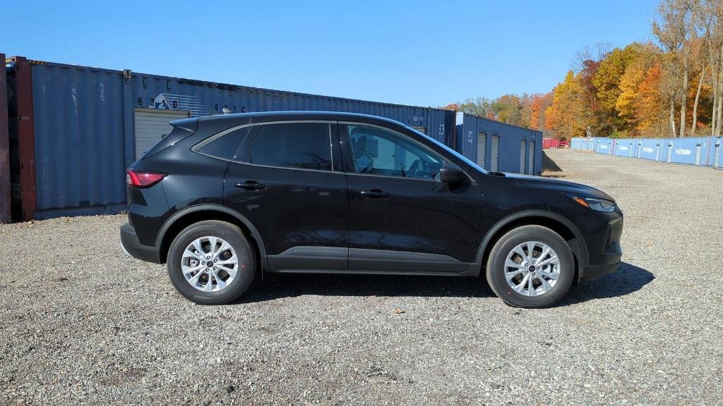 new 2025 Ford Escape car, priced at $30,146