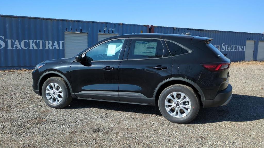 new 2025 Ford Escape car, priced at $30,146