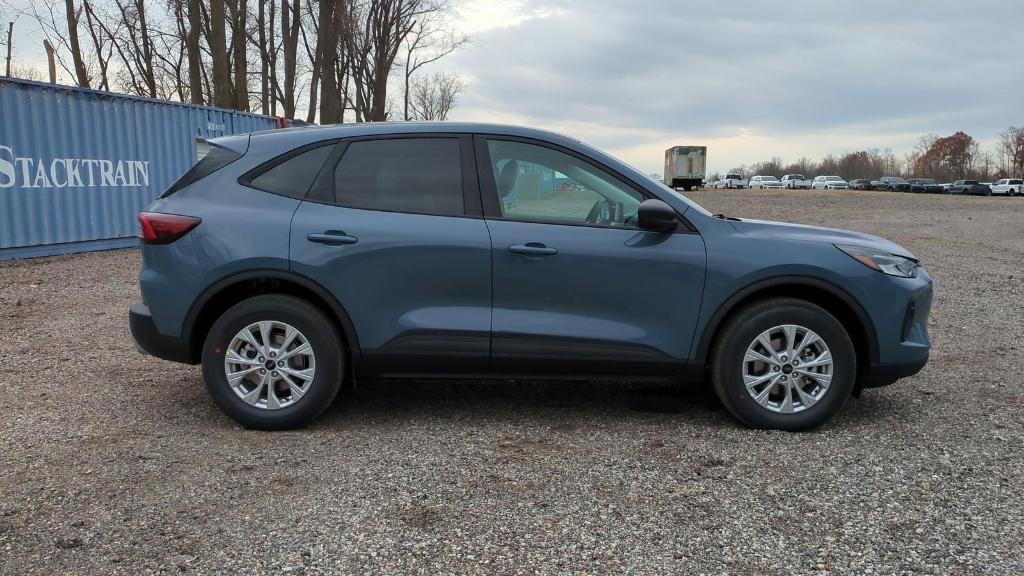 new 2025 Ford Escape car, priced at $29,528