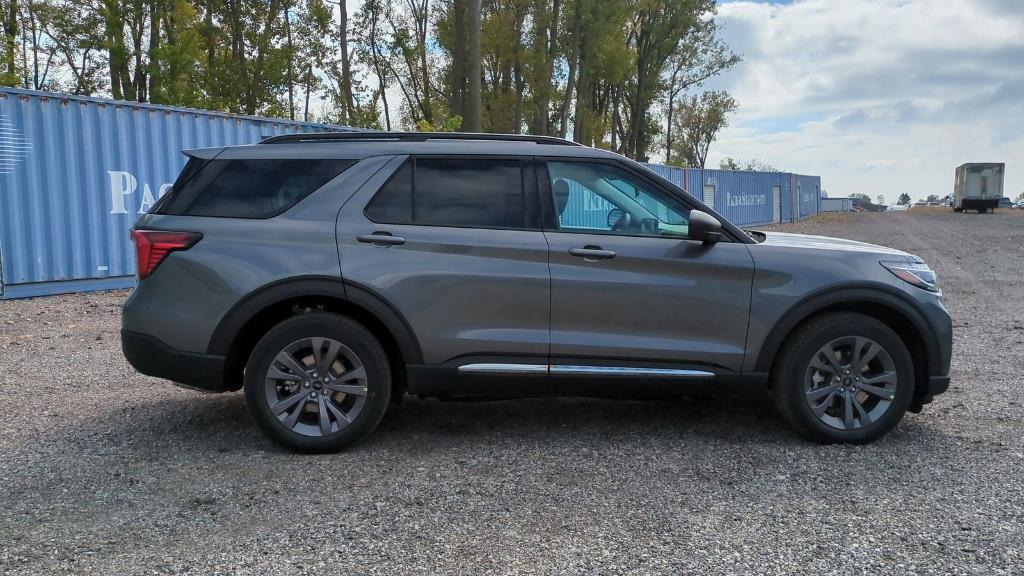 new 2025 Ford Explorer car, priced at $44,545