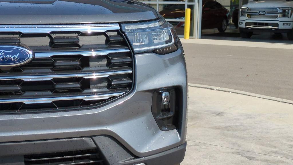 new 2025 Ford Explorer car, priced at $43,042