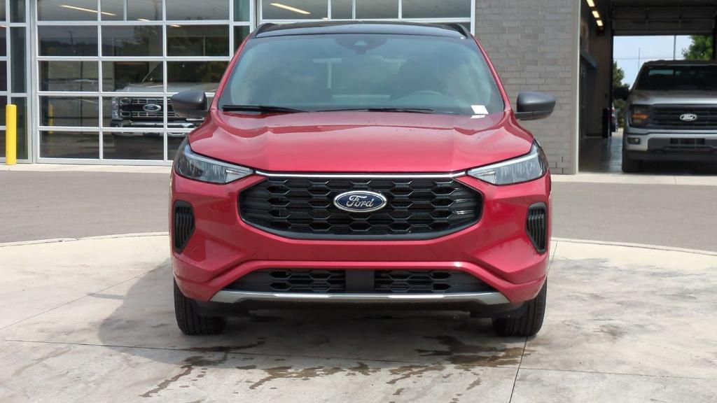 new 2024 Ford Escape car, priced at $33,900