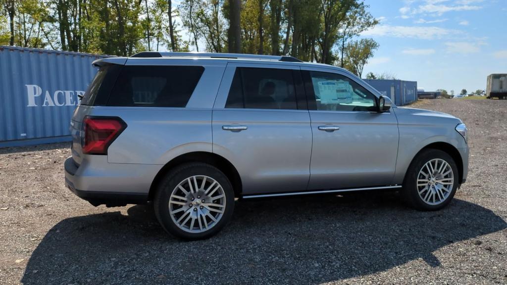 new 2024 Ford Expedition car, priced at $71,214