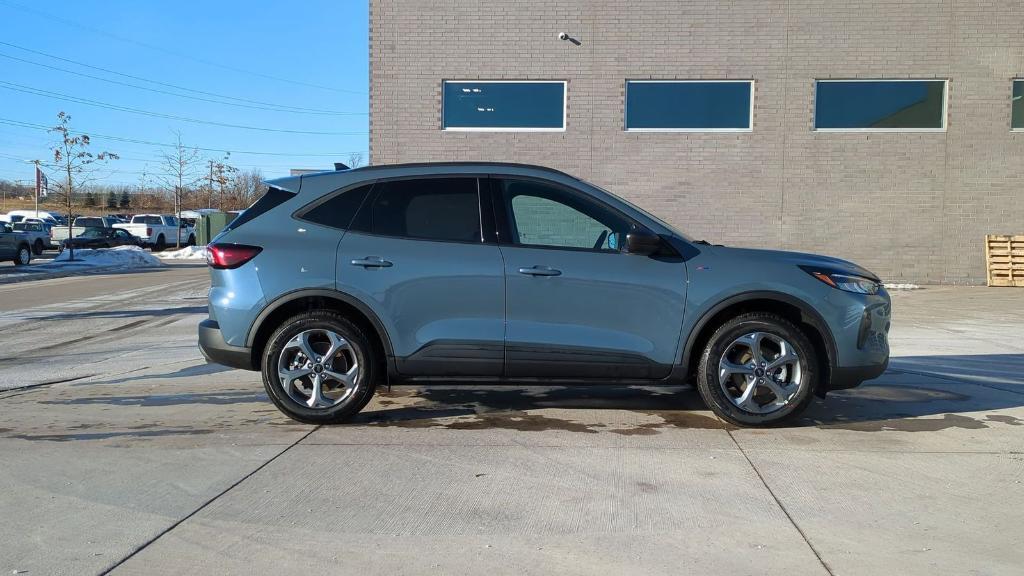 new 2025 Ford Escape car, priced at $33,298