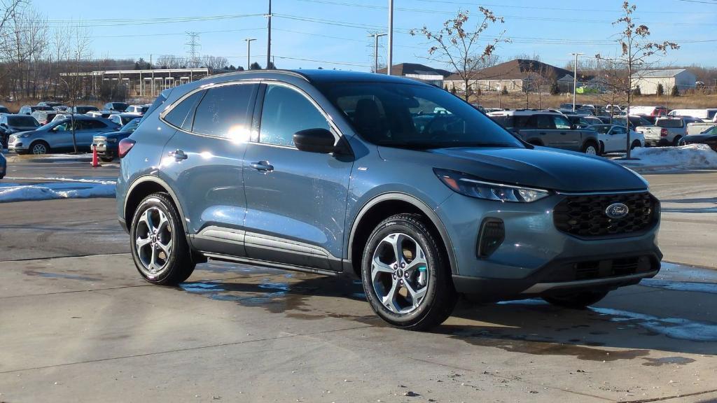 new 2025 Ford Escape car, priced at $33,298