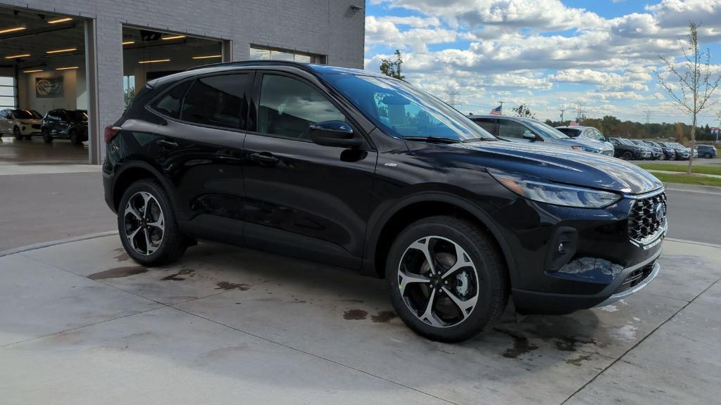 new 2025 Ford Escape car, priced at $34,089