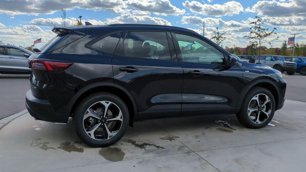 new 2025 Ford Escape car, priced at $34,089