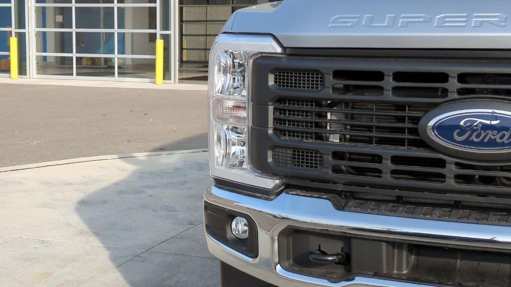 new 2024 Ford F-250 car, priced at $57,023