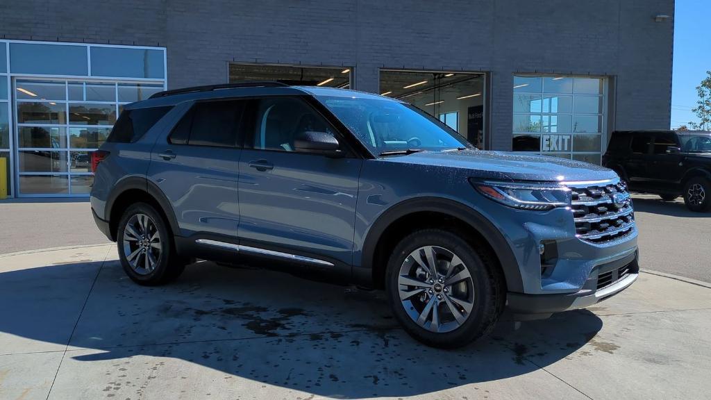 new 2025 Ford Explorer car, priced at $44,968