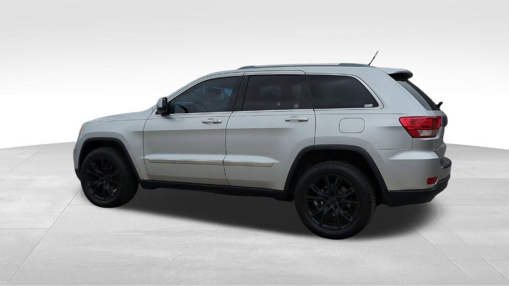 used 2011 Jeep Grand Cherokee car, priced at $6,995