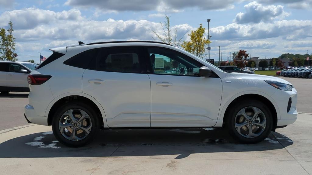 new 2024 Ford Escape car, priced at $34,348