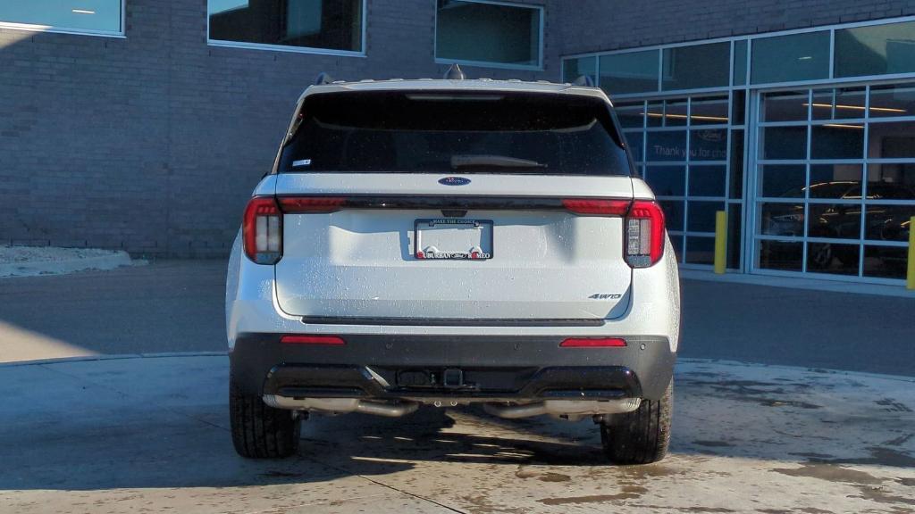 new 2025 Ford Explorer car, priced at $50,392