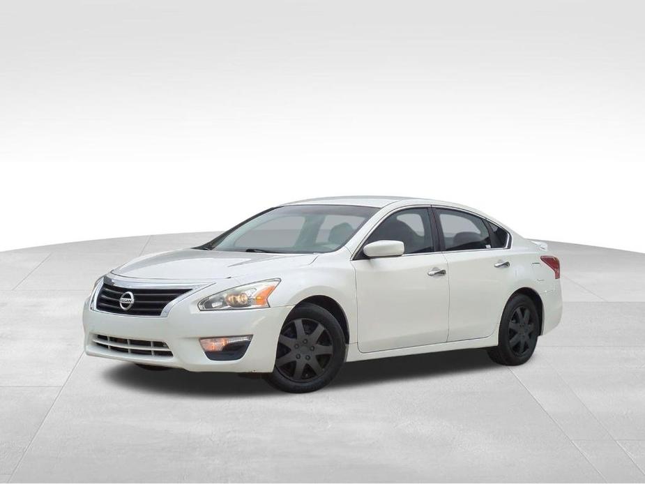 used 2013 Nissan Altima car, priced at $7,495