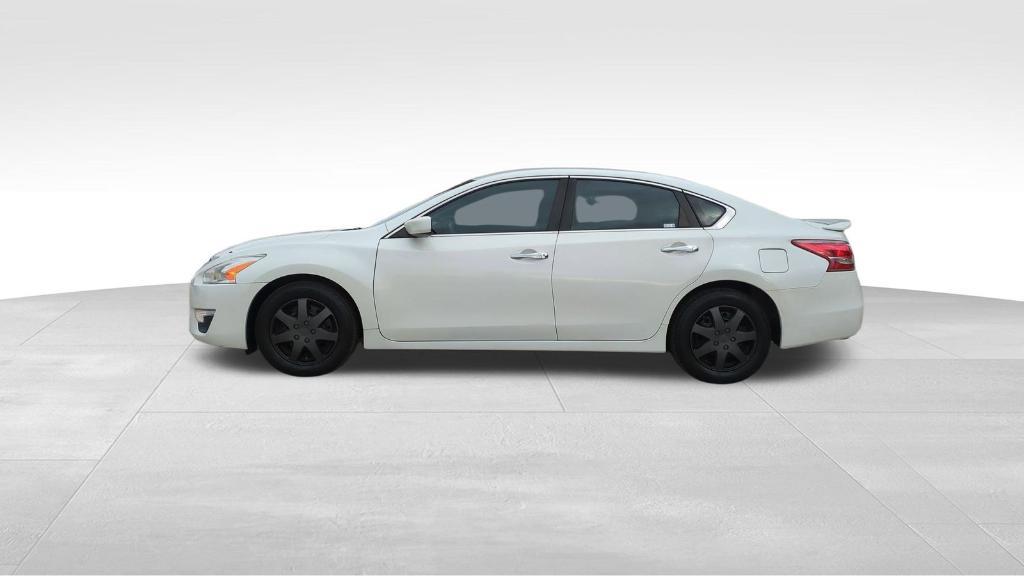 used 2013 Nissan Altima car, priced at $7,495