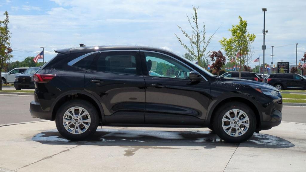 new 2024 Ford Escape car, priced at $34,203