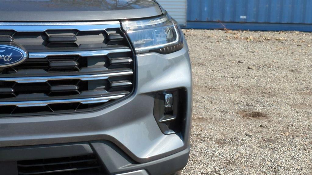 new 2025 Ford Explorer car, priced at $43,025