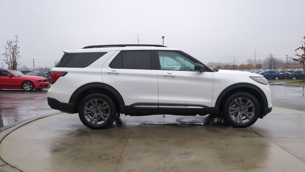 new 2025 Ford Explorer car, priced at $43,991