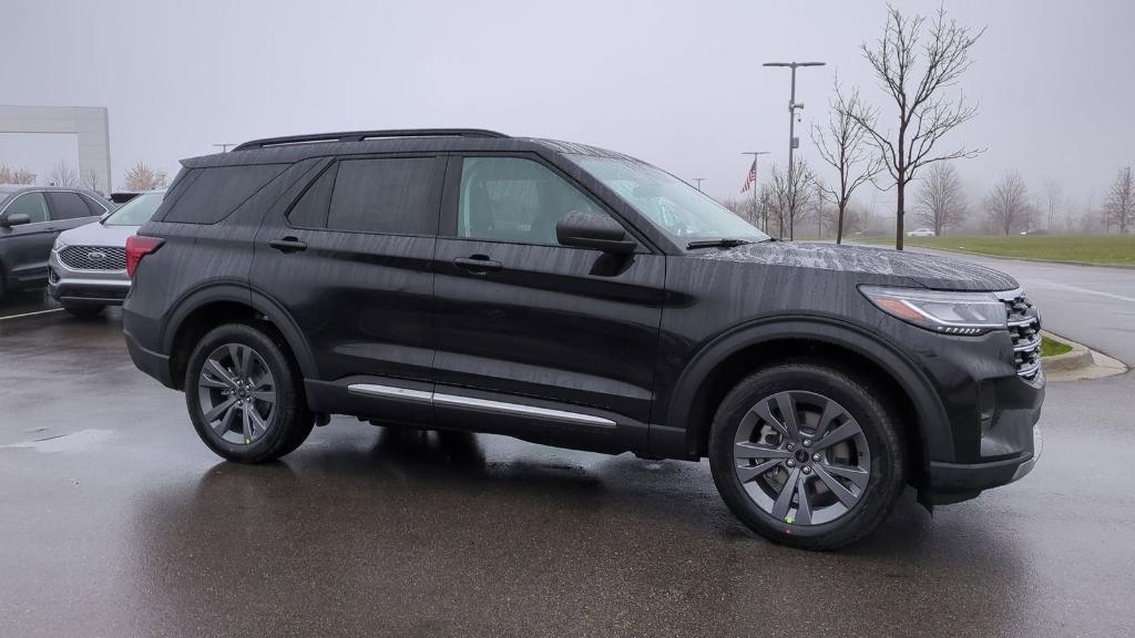 new 2025 Ford Explorer car, priced at $44,777