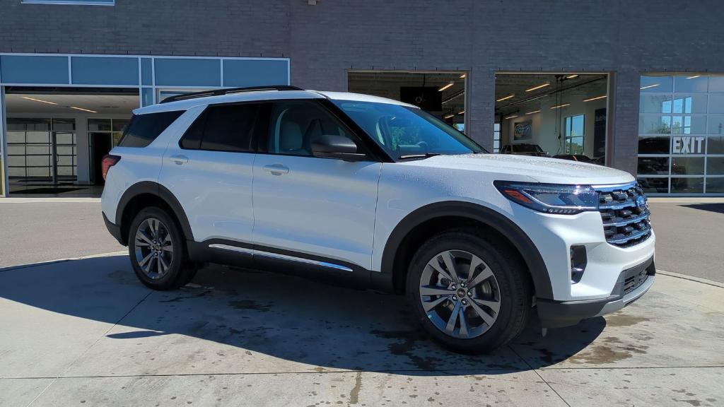 new 2025 Ford Explorer car, priced at $46,758