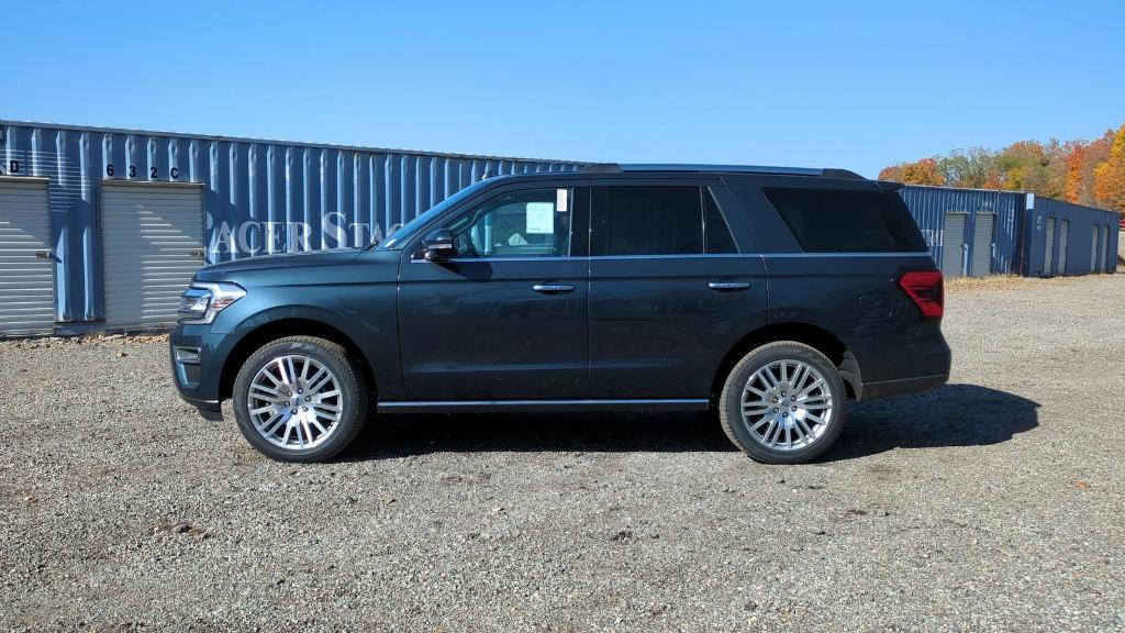 new 2024 Ford Expedition car, priced at $71,658