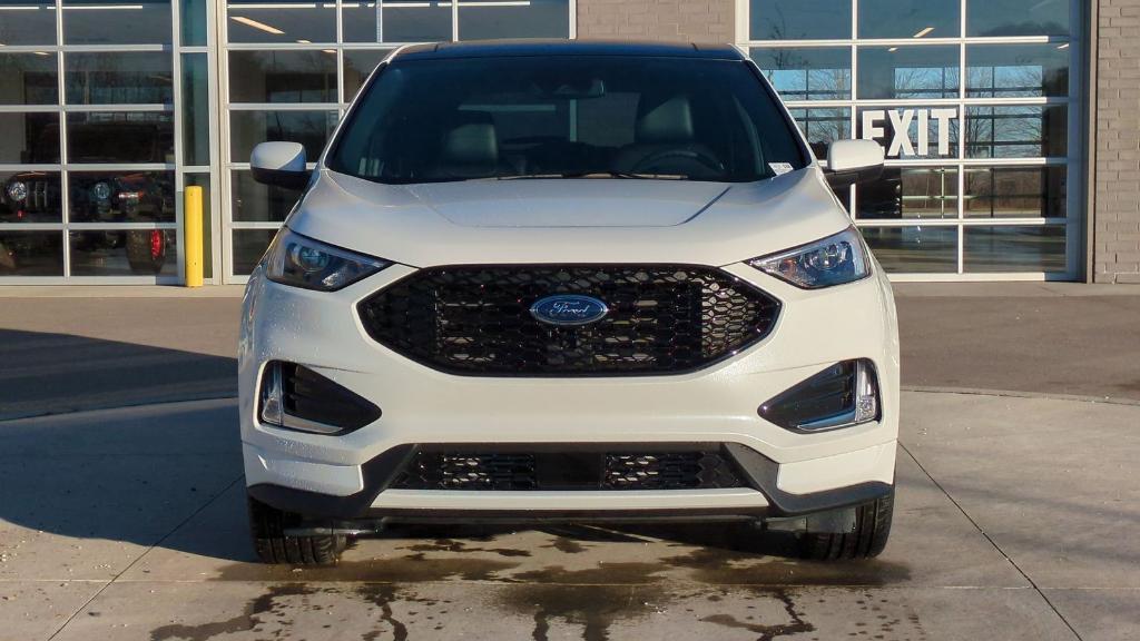 new 2024 Ford Edge car, priced at $40,739