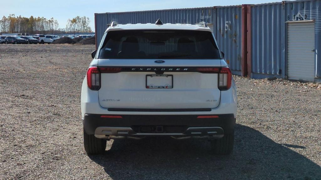 new 2025 Ford Explorer car, priced at $43,738