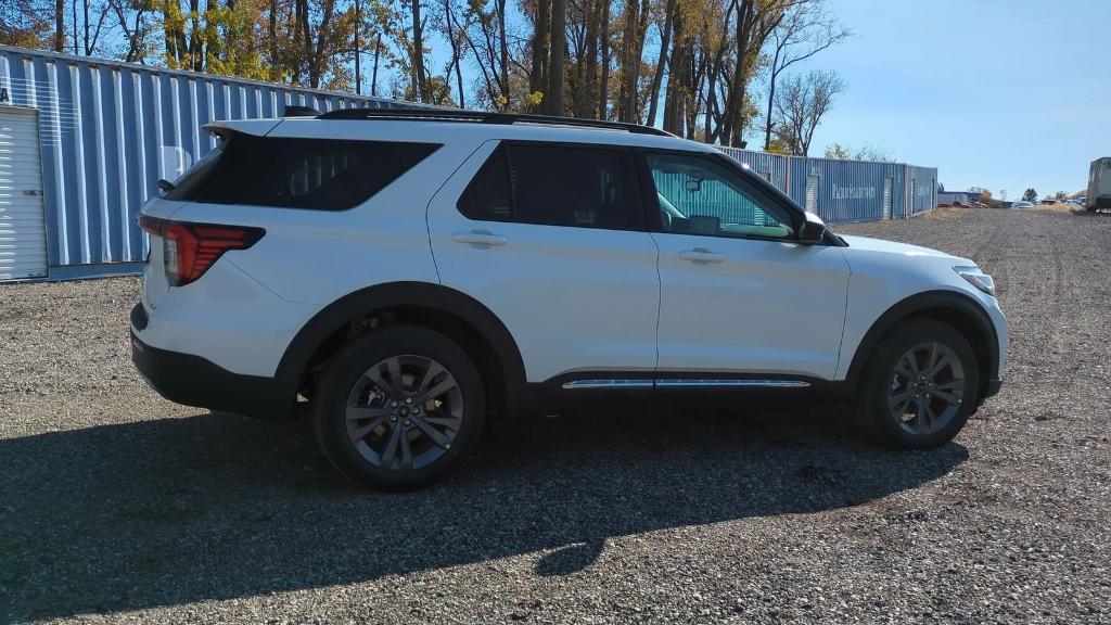 new 2025 Ford Explorer car, priced at $43,738