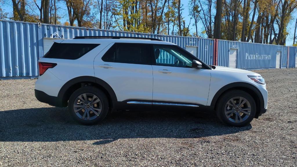 new 2025 Ford Explorer car, priced at $43,738