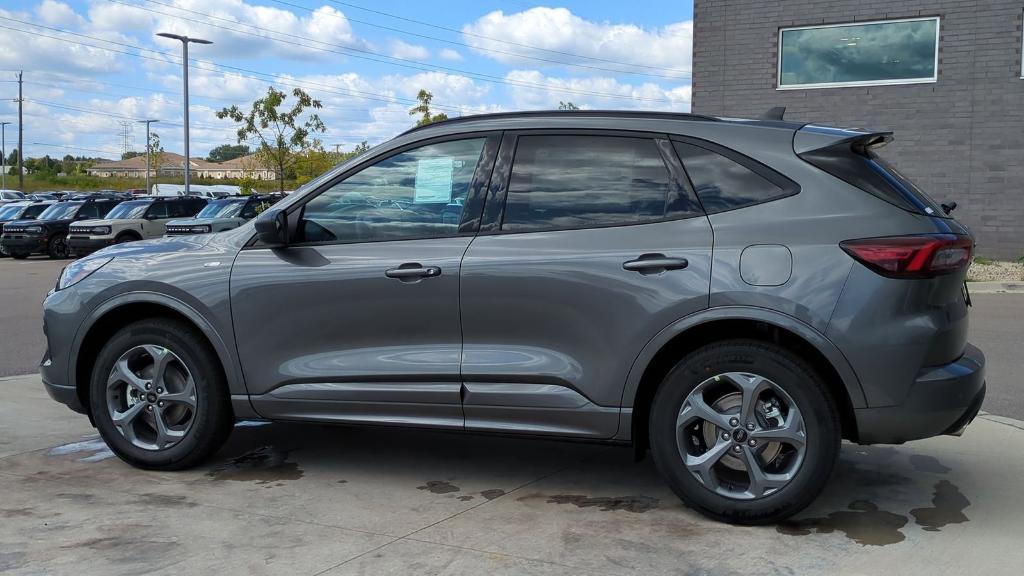 new 2024 Ford Escape car, priced at $32,025